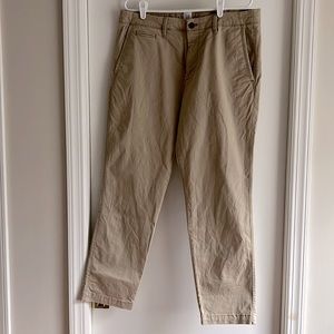 Gap Men’s slim Khaki pants